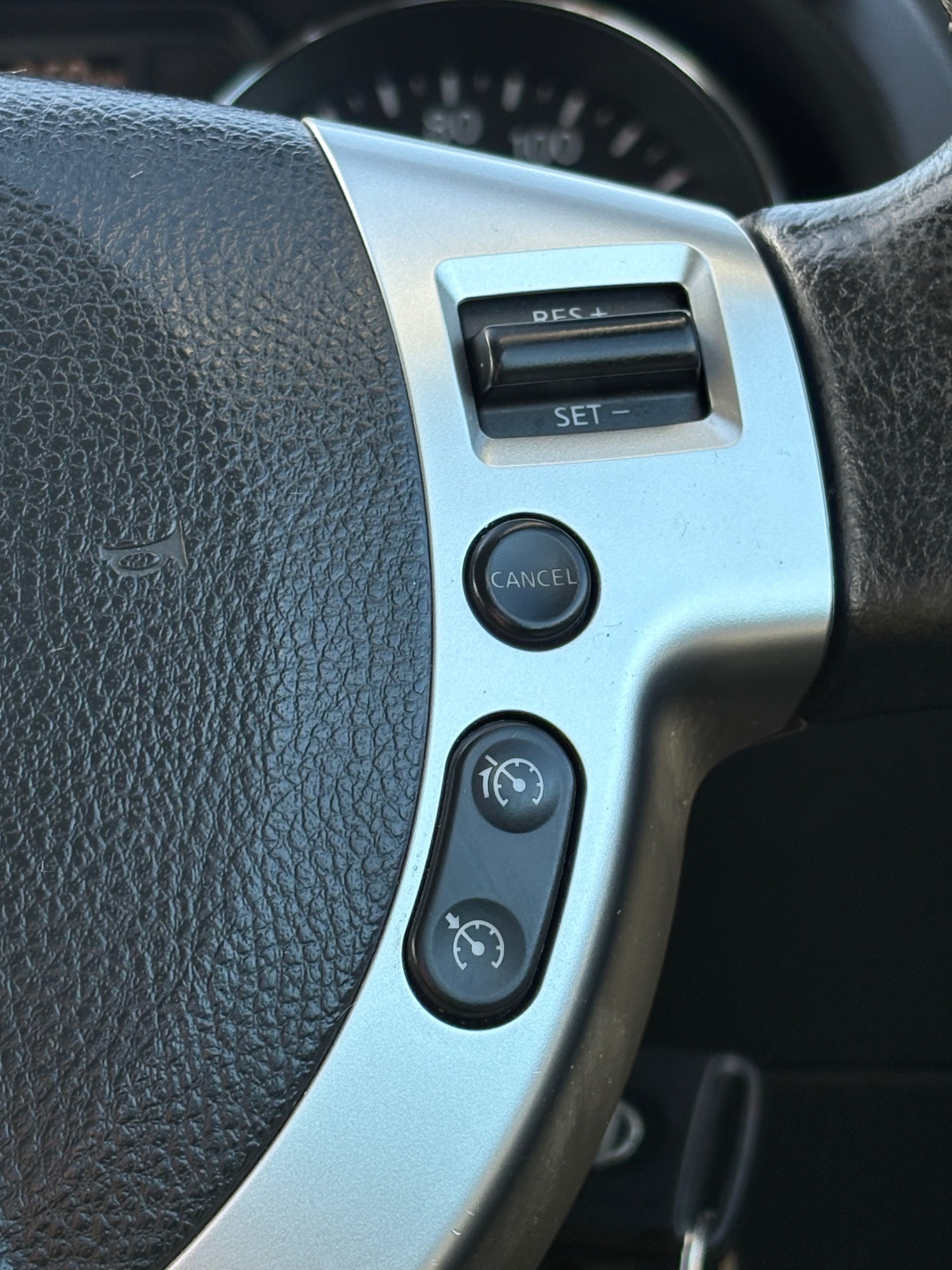 Used Nissan Qashqai 2011 for sale - 77981736: Photo 22