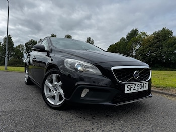 Used Volvo V40 2014 for sale - 79627880: Photo