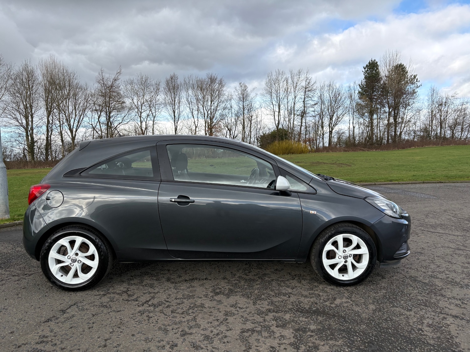 Used Vauxhall Corsa 2017 for sale - 77691050: Photo 2