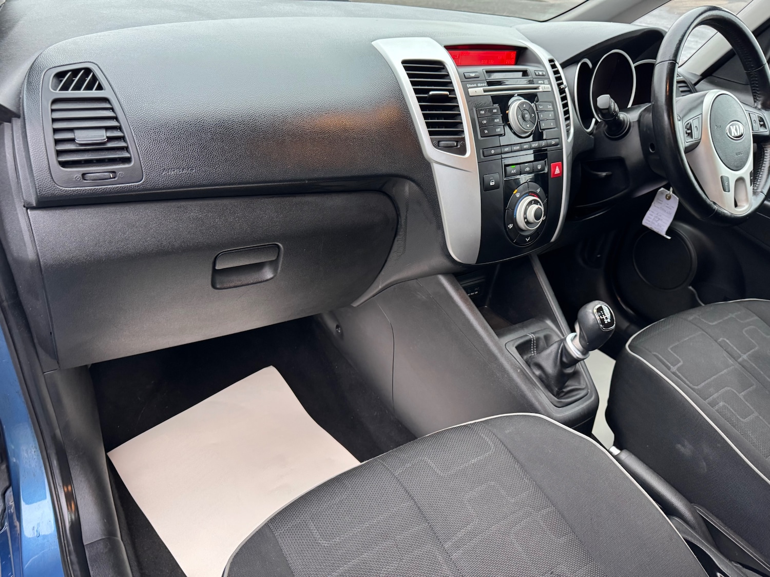 Used Kia Venga 2014 for sale - 76832877: Photo 12