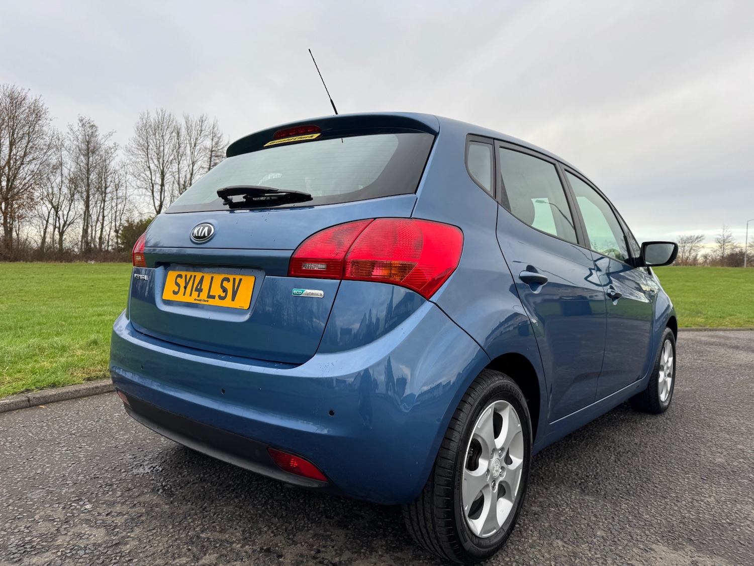 Used Kia Venga 2014 for sale - 76832877: Photo 2