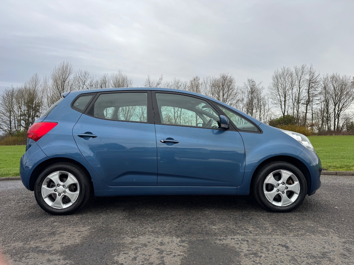 Used Kia Venga 2014 for sale - 76832877: Photo 3