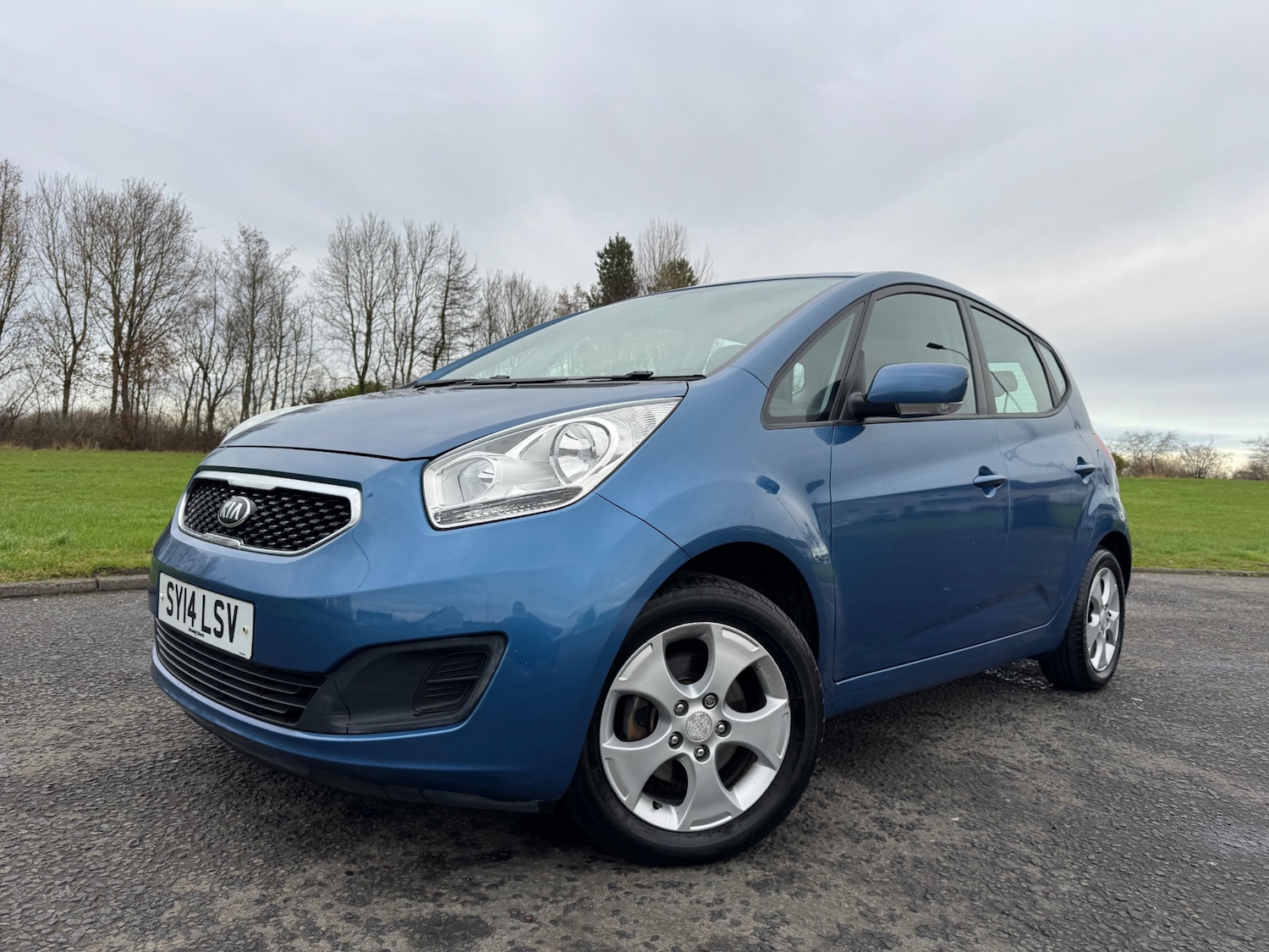 Used Kia Venga 2014 for sale - 76832877: Photo 4