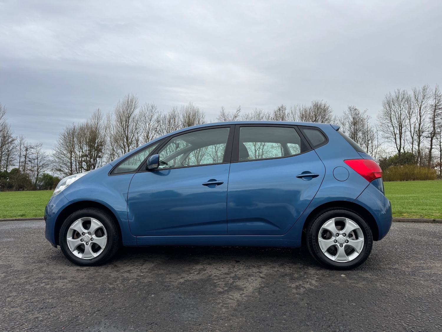 Used Kia Venga 2014 for sale - 76832877: Photo 7