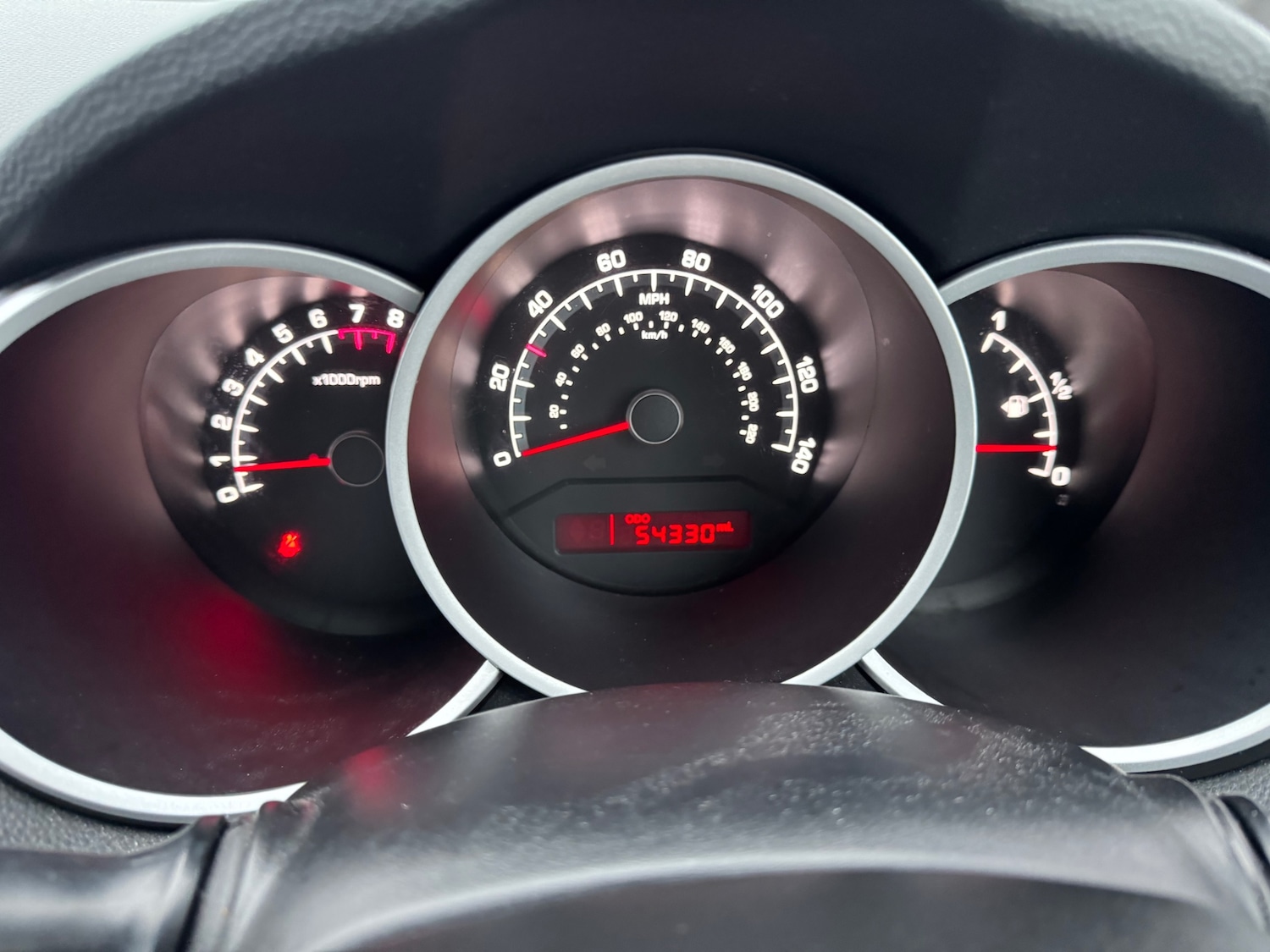 Used Kia Venga 2014 for sale - 76832877: Photo 8