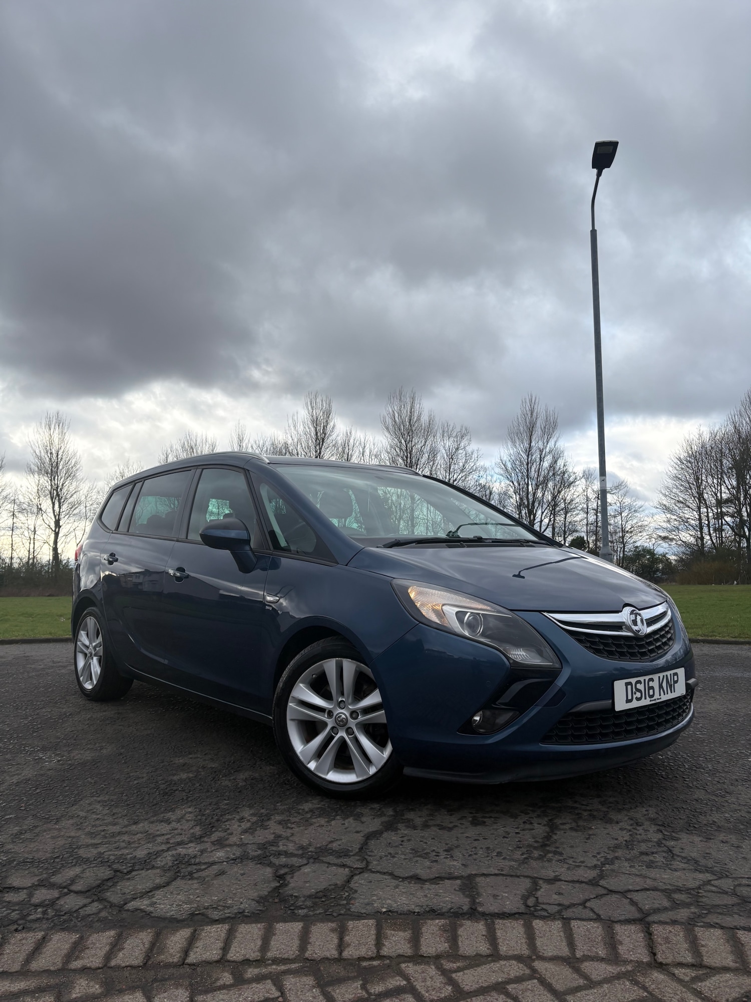 Used Vauxhall Zafira 2016 for sale - 77570398: Photo 1