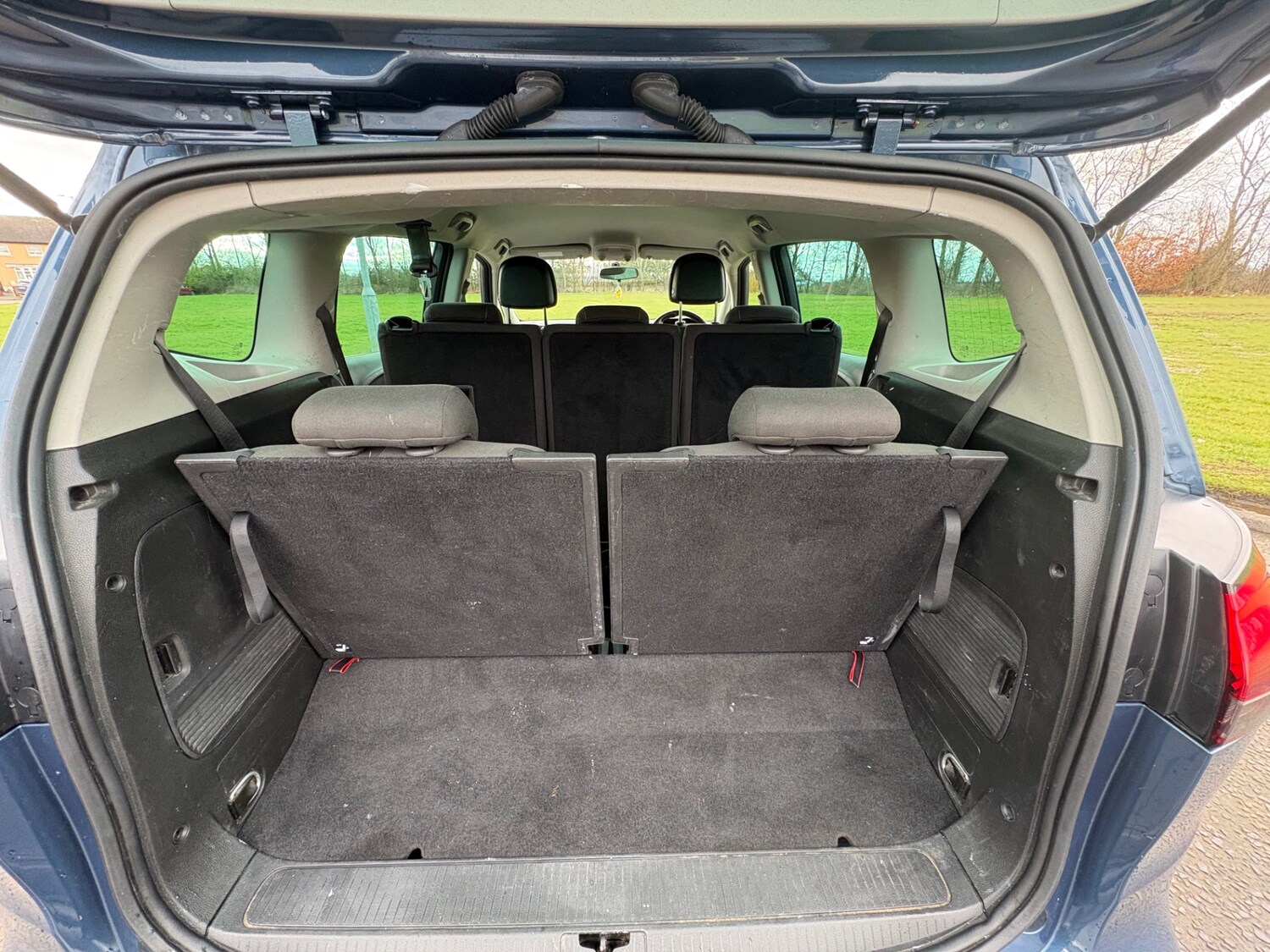 Used Vauxhall Zafira 2016 for sale - 77570398: Photo 9