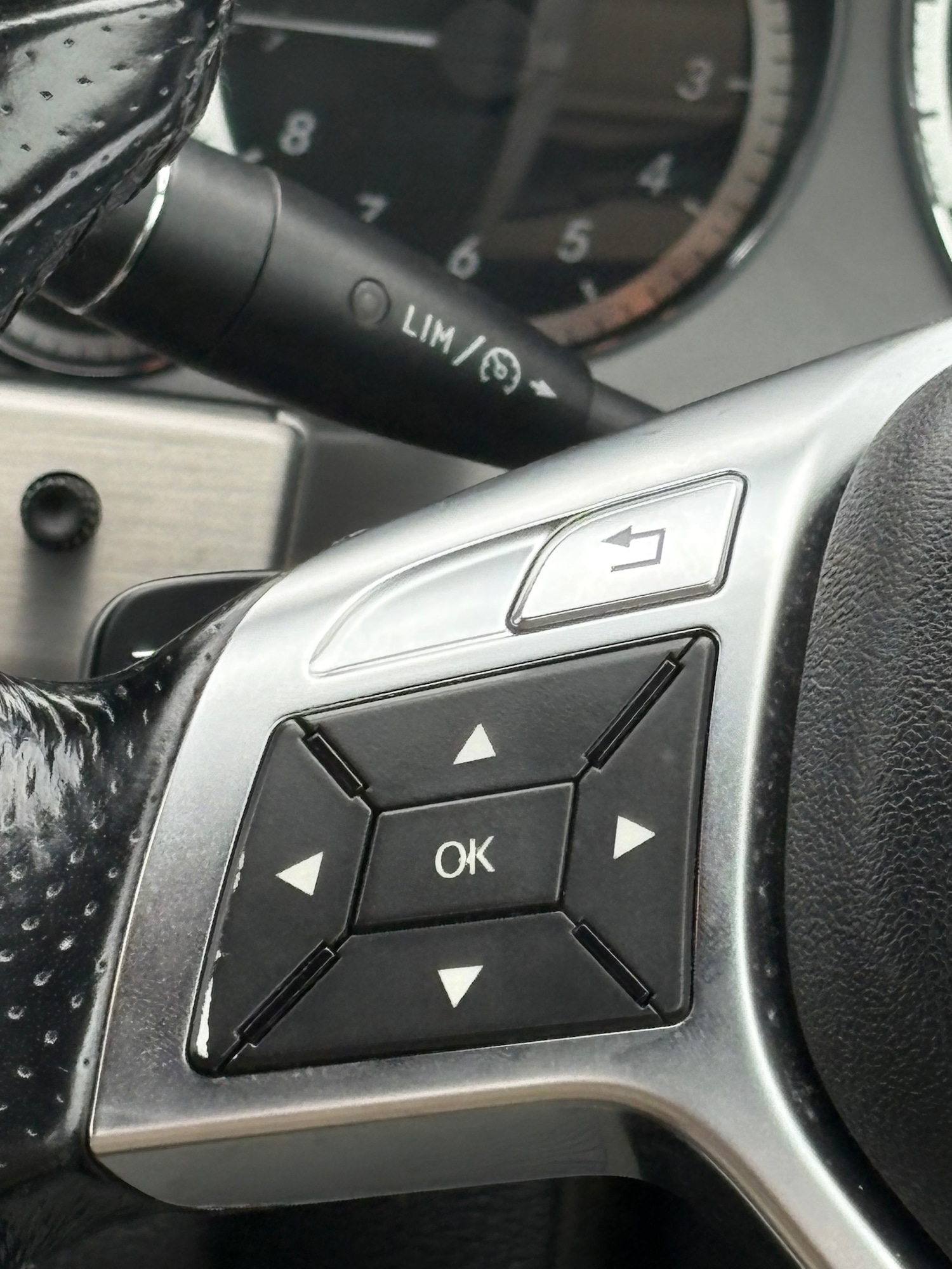 Used Mercedes-Benz E Class 2012 for sale - 76983968: Photo 48