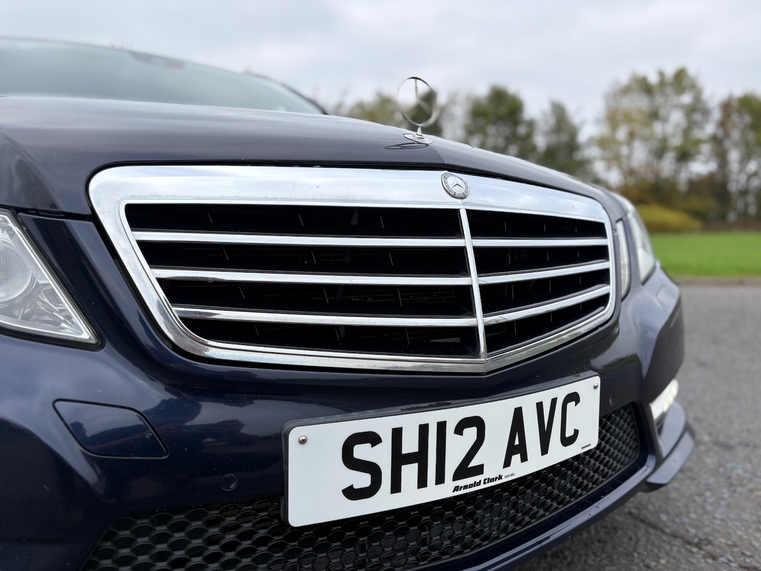 Used Mercedes-Benz E Class 2012 for sale - 76983968: Photo 5