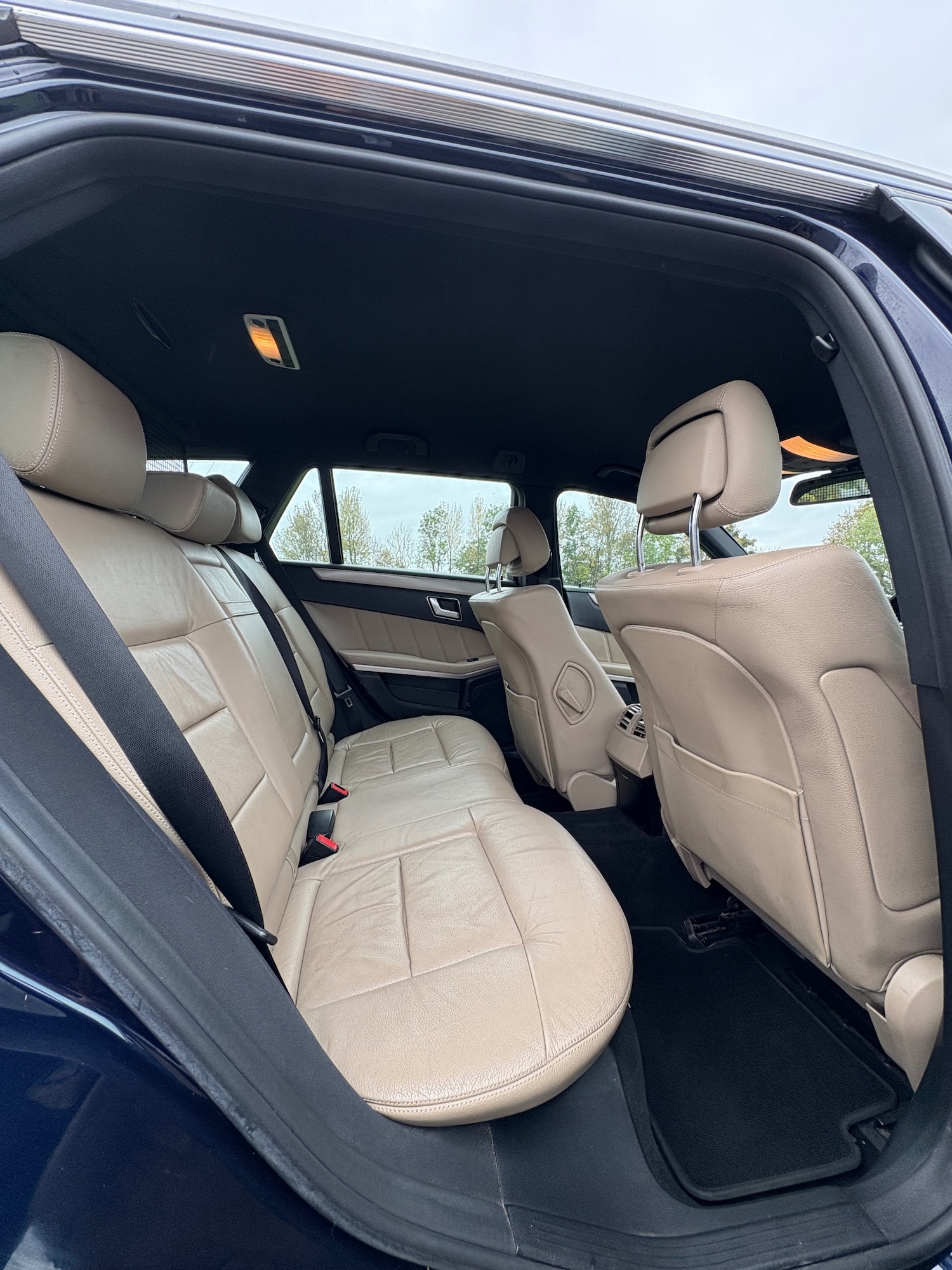 Used Mercedes-Benz E Class 2012 for sale - 76983968: Photo 51