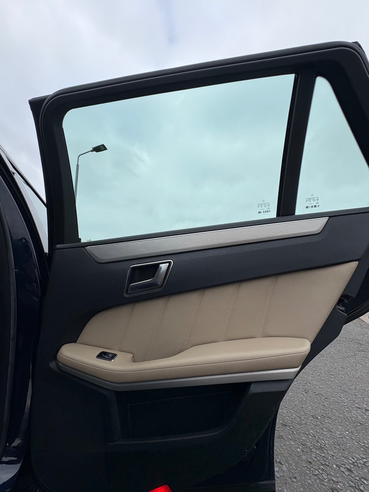 Used Mercedes-Benz E Class 2012 for sale - 76983968: Photo 59