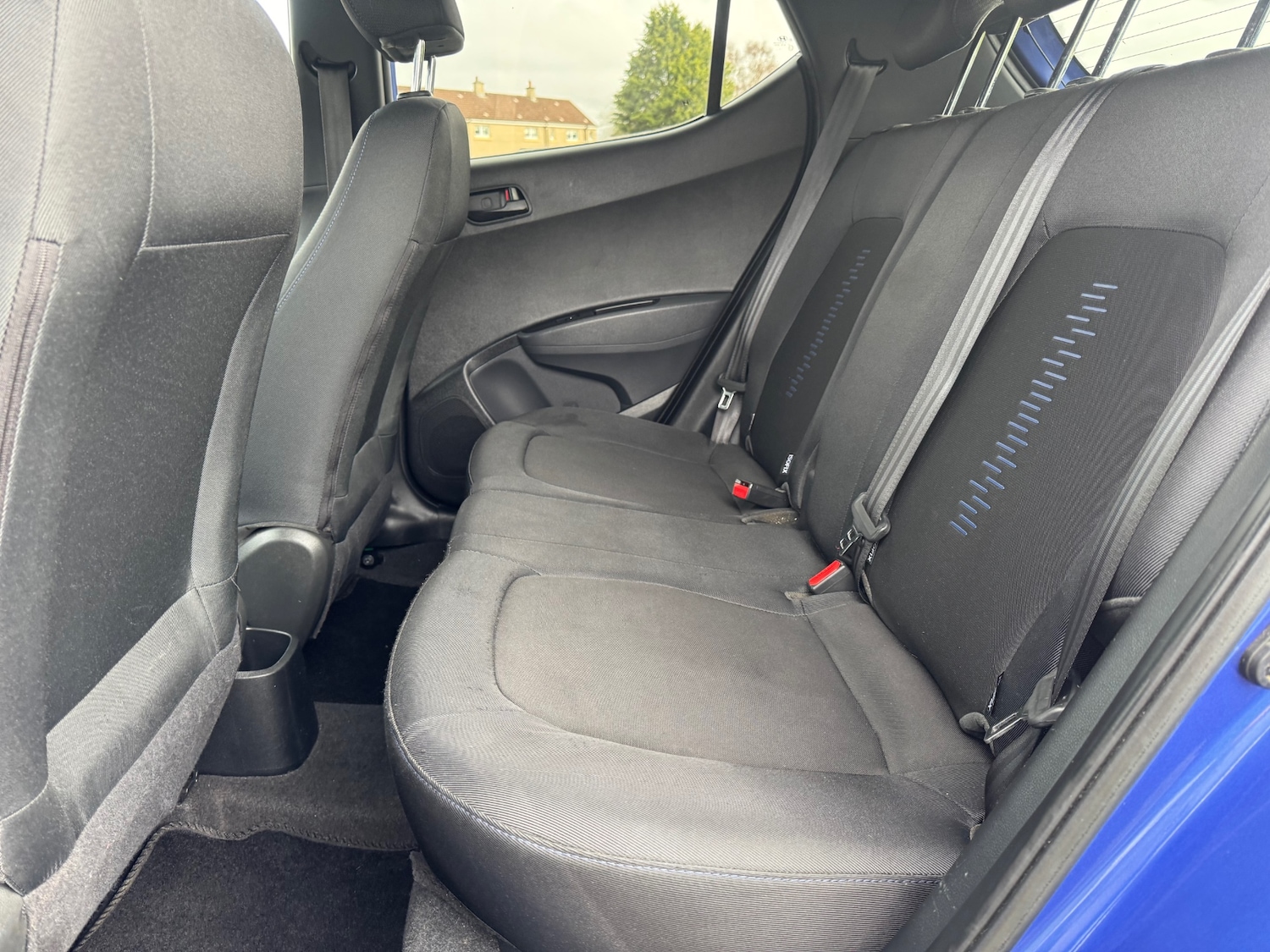 Used Hyundai i10 2018 for sale - 77998765: Photo 15