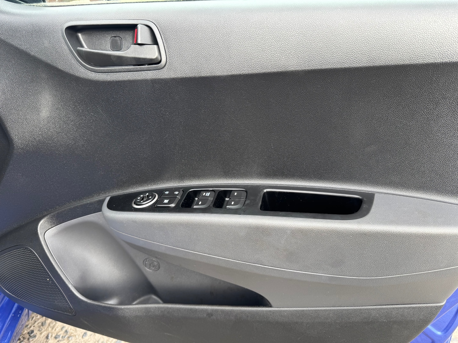 Used Hyundai i10 2018 for sale - 77998765: Photo 23