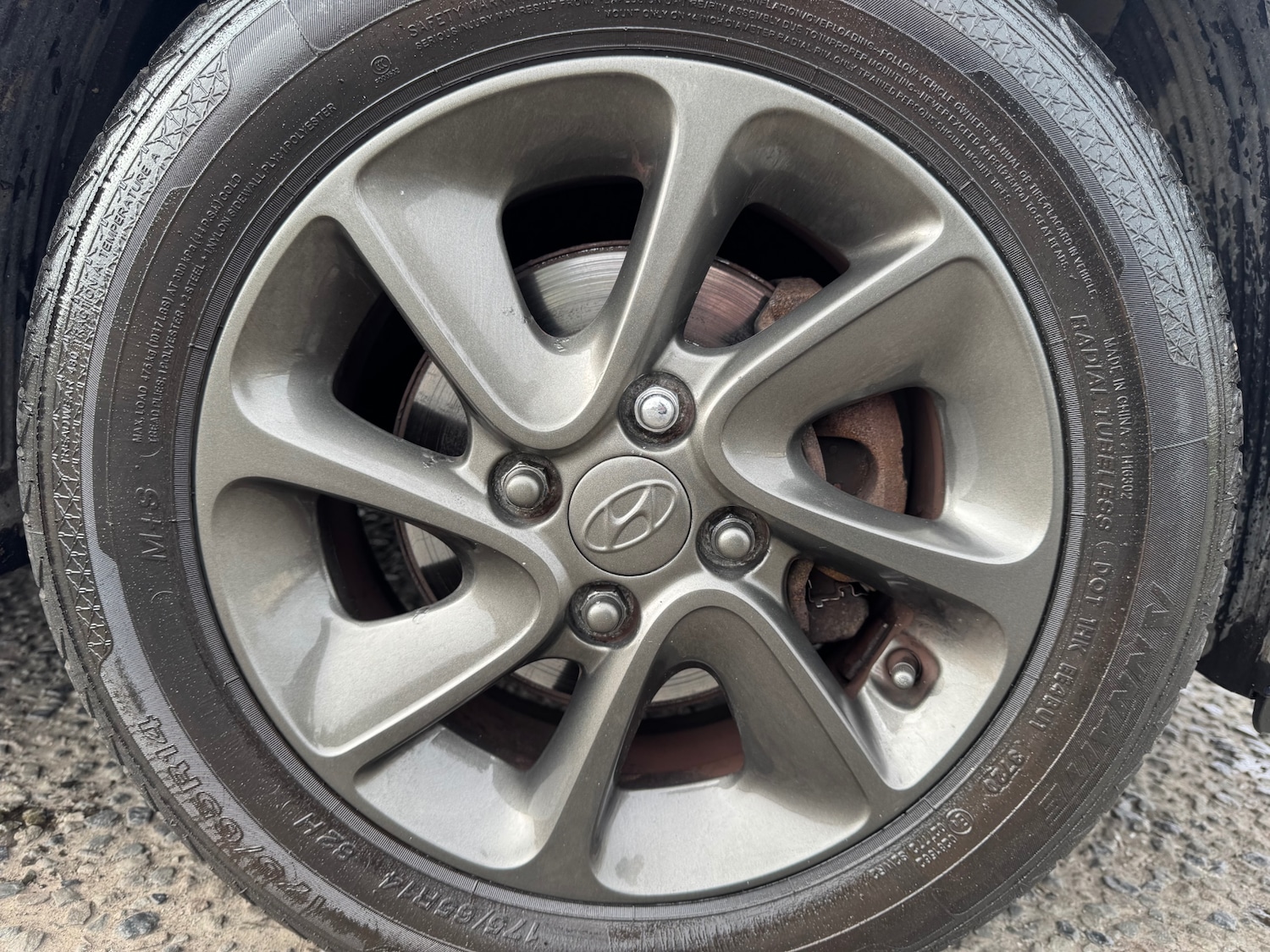 Used Hyundai i10 2018 for sale - 77998765: Photo 26