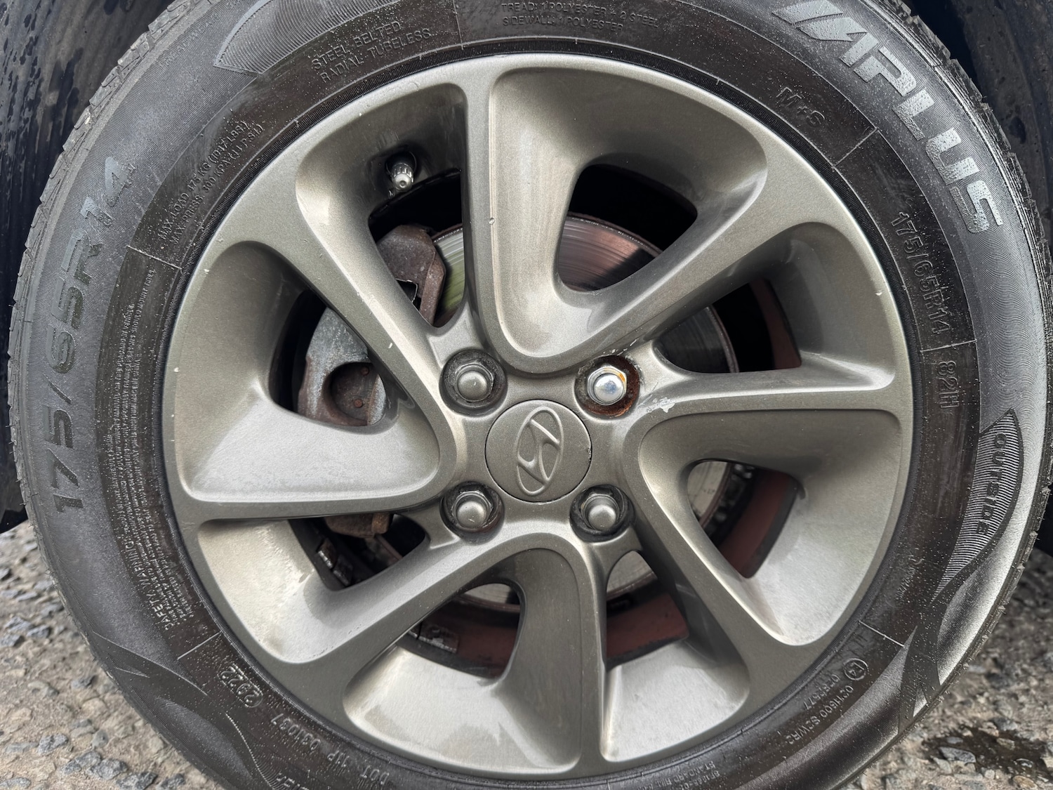 Used Hyundai i10 2018 for sale - 77998765: Photo 27