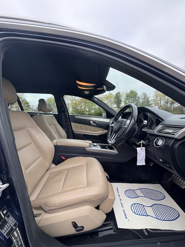 Used Mercedes-Benz E Class 2012 for sale - 76316359: Photo 22
