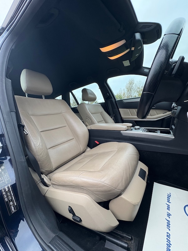 Used Mercedes-Benz E Class 2012 for sale - 76316359: Photo 24