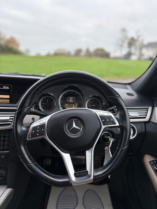 Used Mercedes-Benz E Class 2012 for sale - 76316359: Photo 36