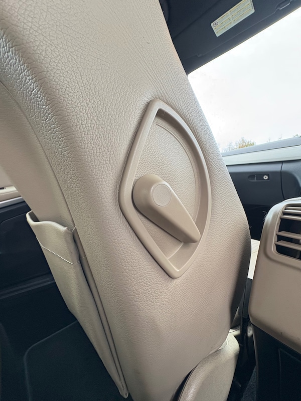 Used Mercedes-Benz E Class 2012 for sale - 76316359: Photo 45