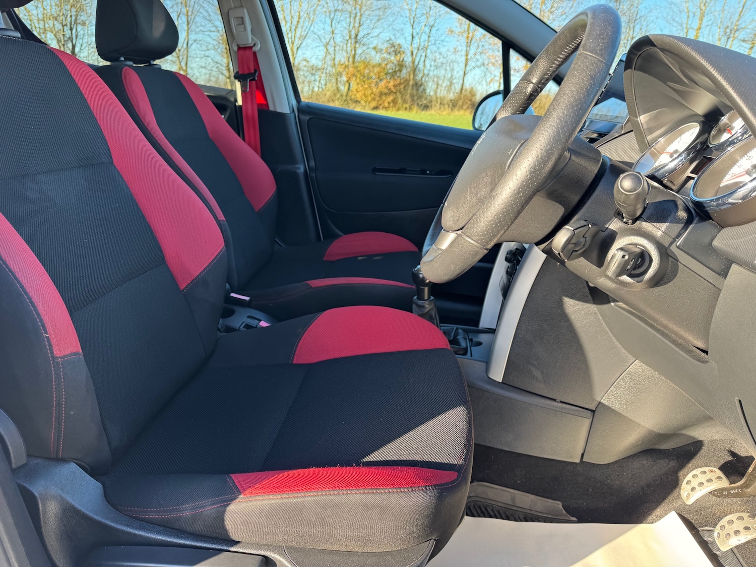 Used Peugeot 207 2012 for sale - 76693503: Photo 12