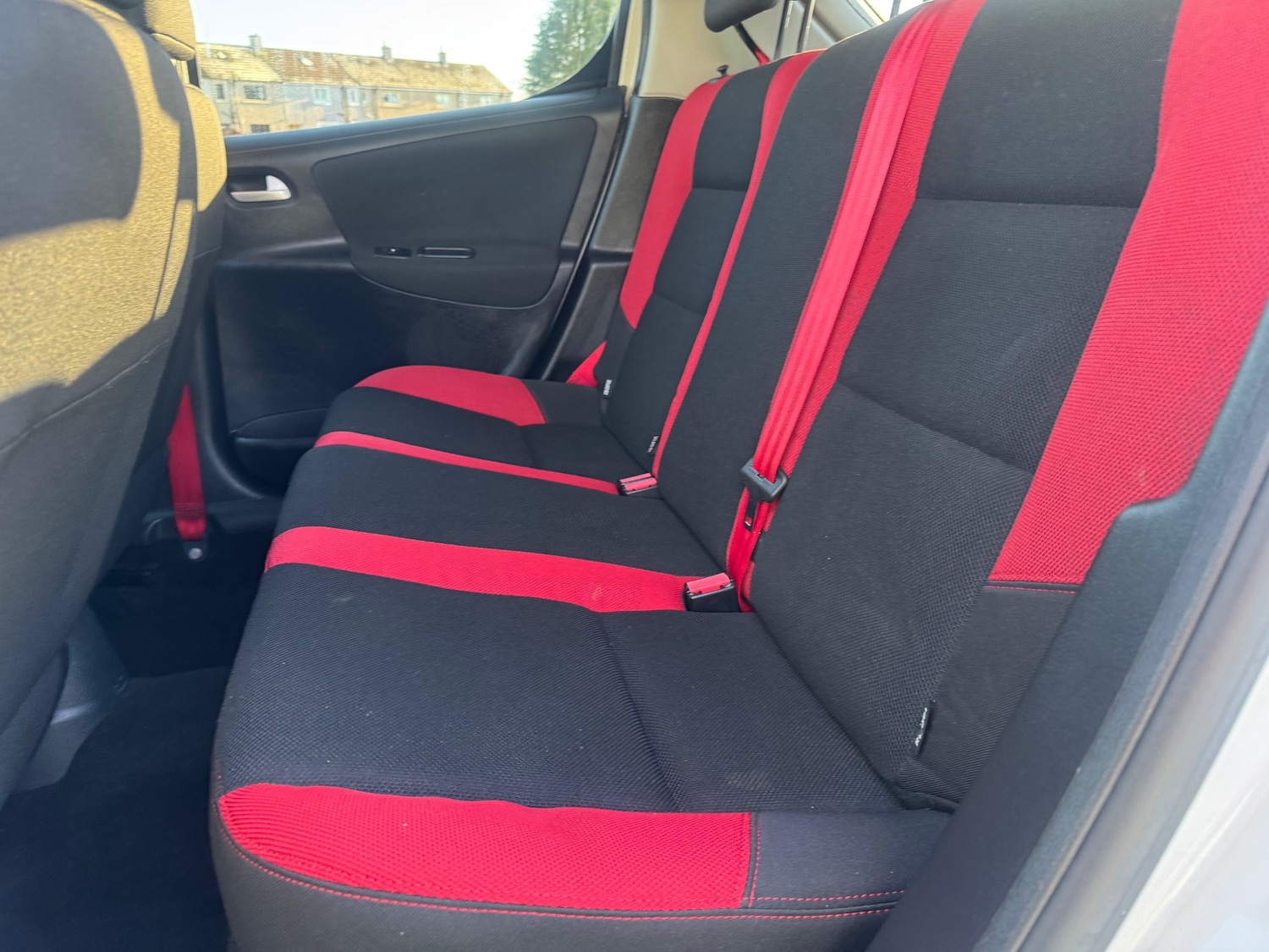 Used Peugeot 207 2012 for sale - 76693503: Photo 18