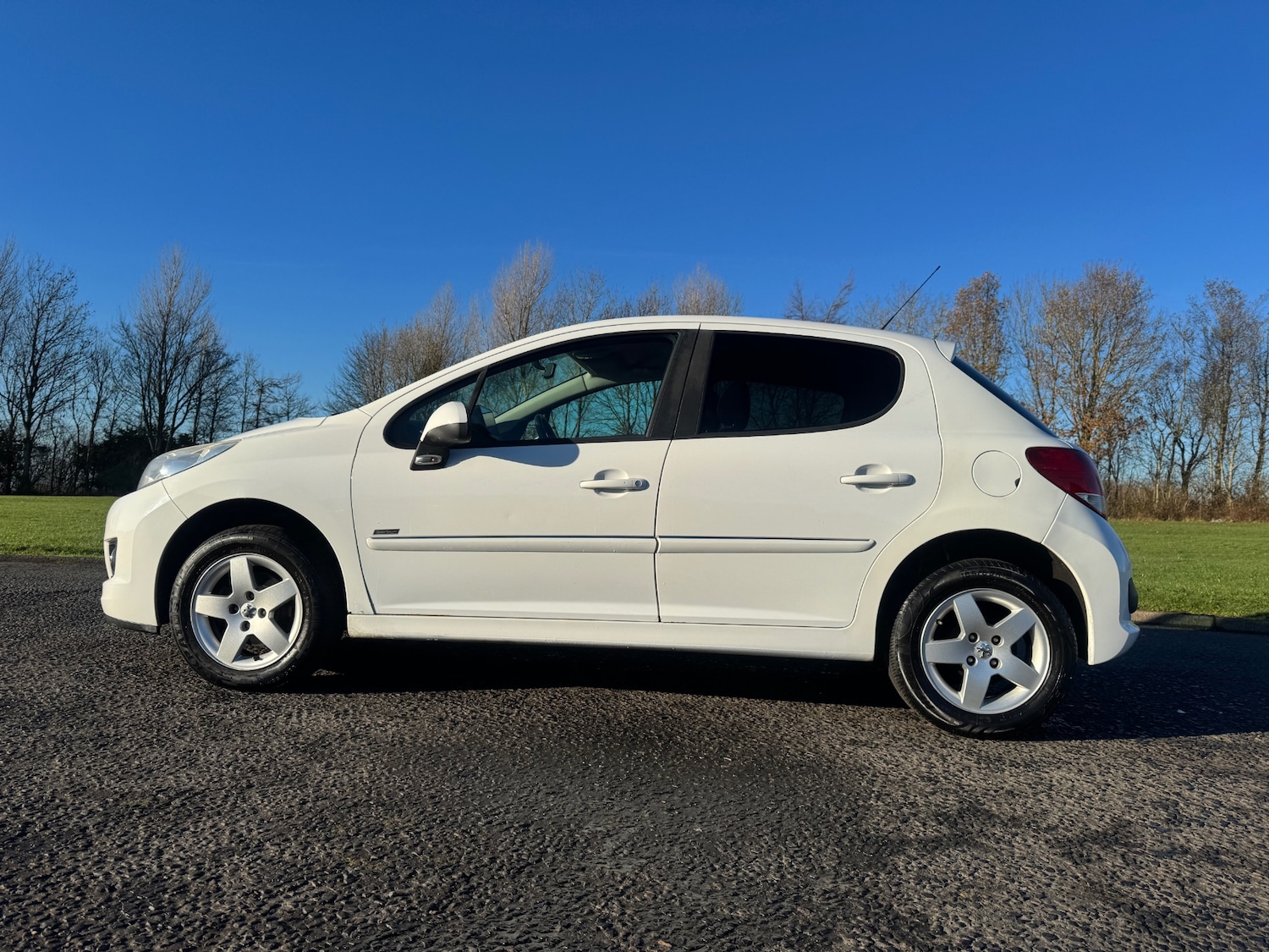 Used Peugeot 207 2012 for sale - 76693503: Photo 7