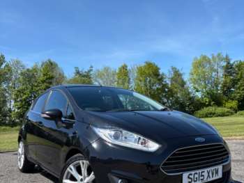 2015 (15) - 1.0 EcoBoost Titanium 5dr