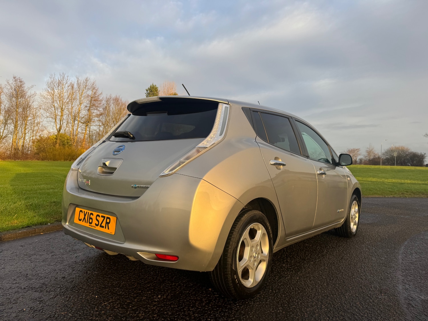 Used Nissan Leaf 2016 for sale - 76931123: Photo 2