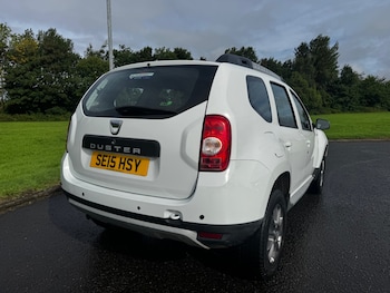 Used Dacia Duster 2015 for sale - 79556726: Photo