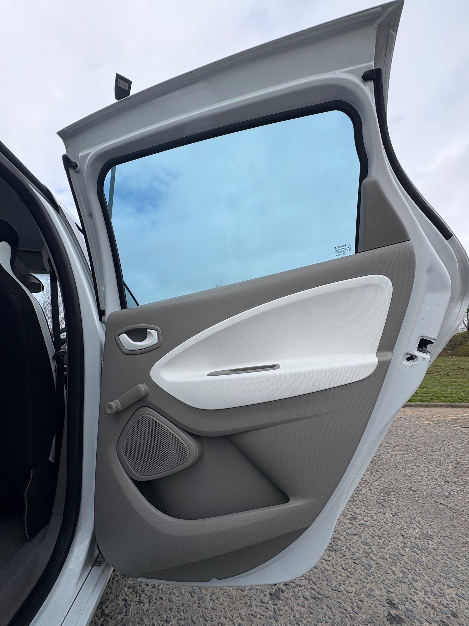 Used Renault Zoe 2015 for sale - 78168228: Photo 28