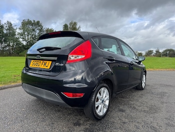 Used Ford Fiesta 2010 for sale - 77113197: Photo