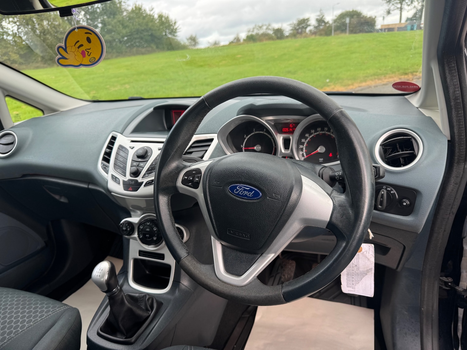 Used Ford Fiesta 2010 for sale - 77113197: Photo 9