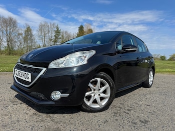 Used Peugeot 208 2013 for sale - 78386210: Photo