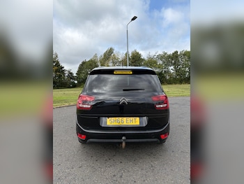 Used Citroen C4 Grand Picasso 2016 for sale - 76000541: Photo