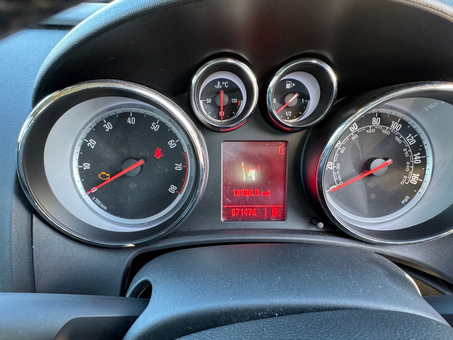 Used Vauxhall Astra 2010 for sale - 76785298: Photo 8