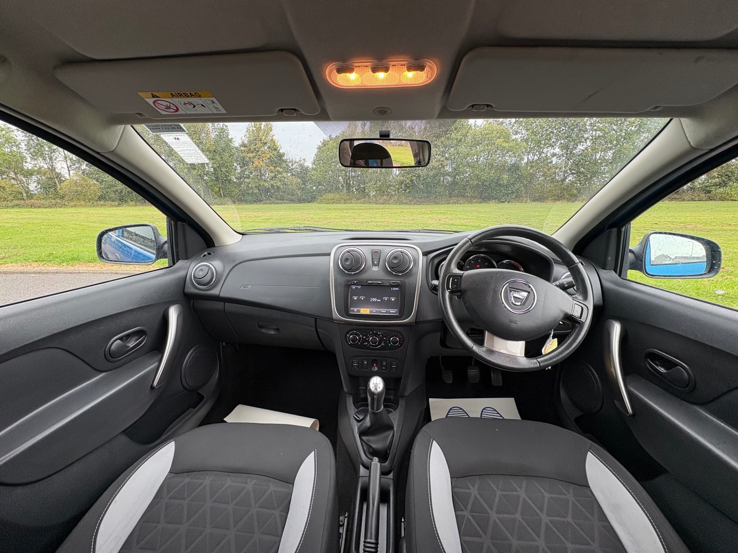 Used Dacia Sandero Stepway 2014 for sale - 76095603: Photo 17