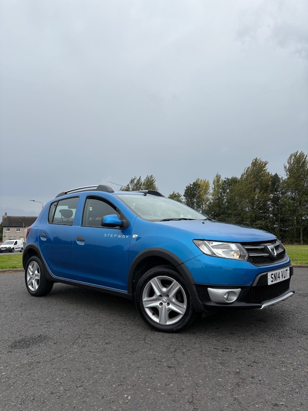 Used Dacia Sandero Stepway 2014 for sale - 76095603: Photo 1