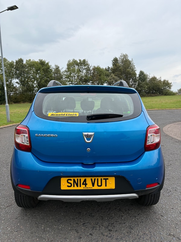 Used Dacia Sandero Stepway 2014 for sale - 76095603: Photo 4