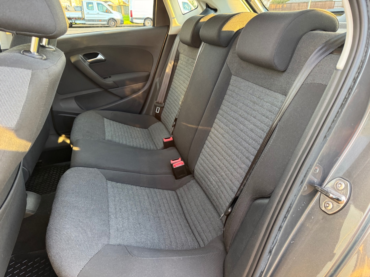 Used Volkswagen Polo 2011 for sale - 76533651: Photo 17