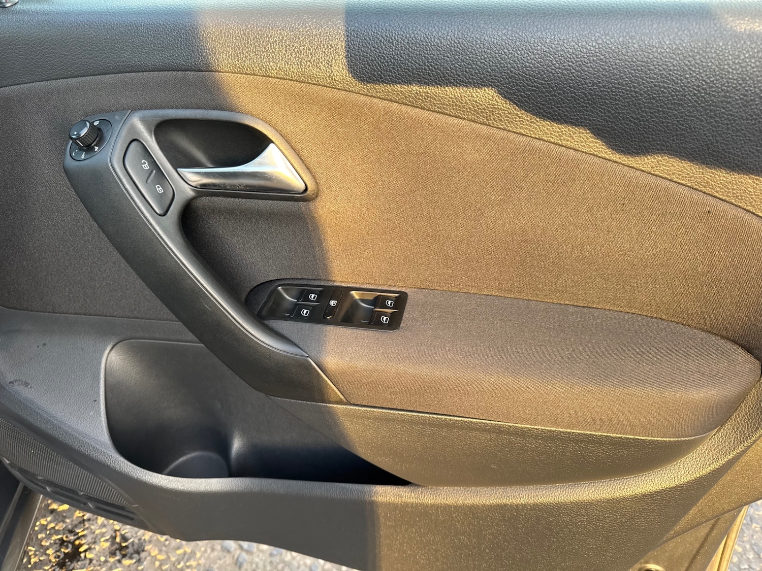 Used Volkswagen Polo 2011 for sale - 76533651: Photo 19