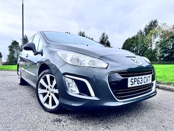 Used Peugeot 308 2013 for sale - 79826931: Photo