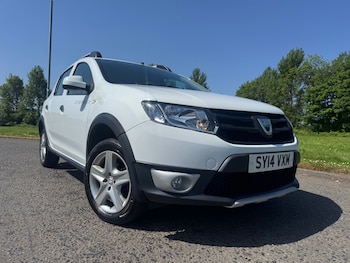 Used Dacia Sandero Stepway 2014 for sale - 78691901: Photo