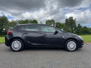 Used Vauxhall Astra 2013 for sale - 78817659: Photo