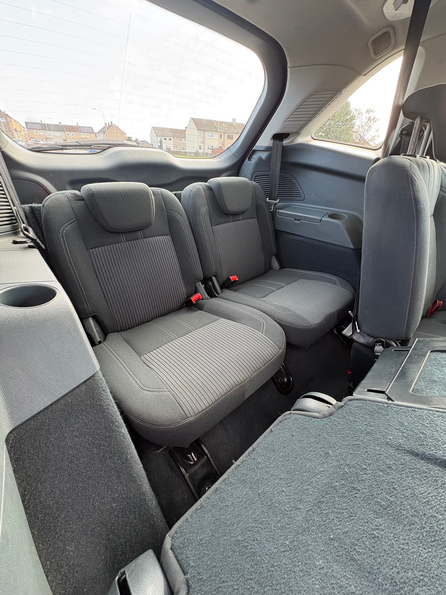 Used Ford Grand C-Max 2011 for sale - 77831843: Photo 25