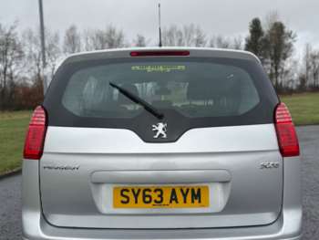 Used Peugeot 5008 2013 for sale - 73962726: Photo