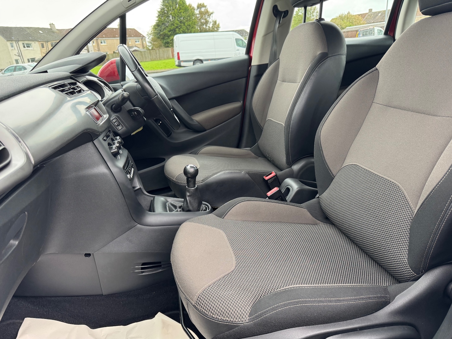 Used Citroen C3 2014 for sale - 76170960: Photo 15