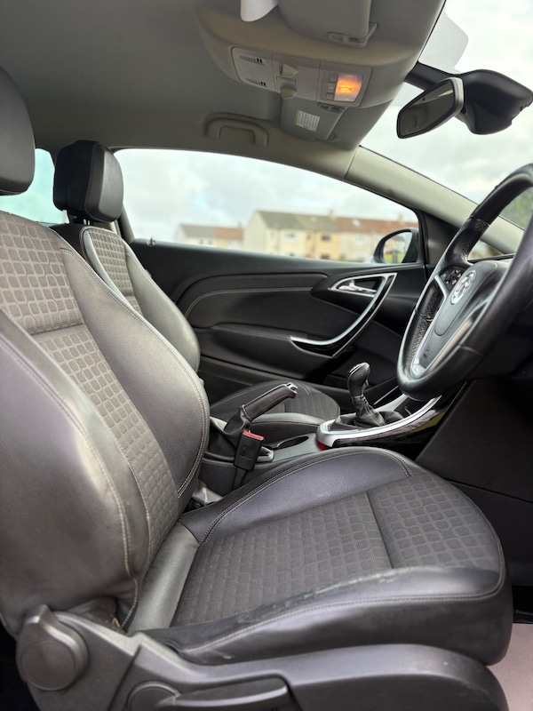 Used Vauxhall Astra GTC 2013 for sale - 73677596: Photo 17