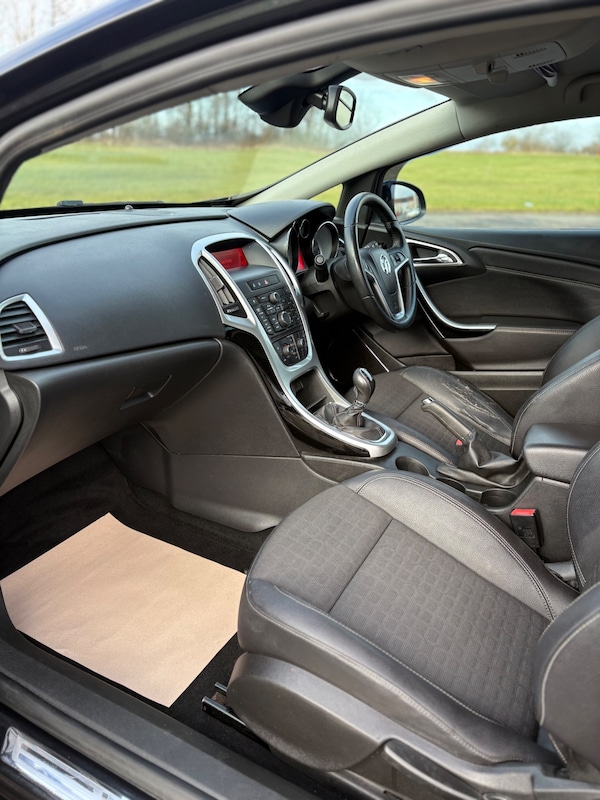 Used Vauxhall Astra GTC 2013 for sale - 73677596: Photo 29