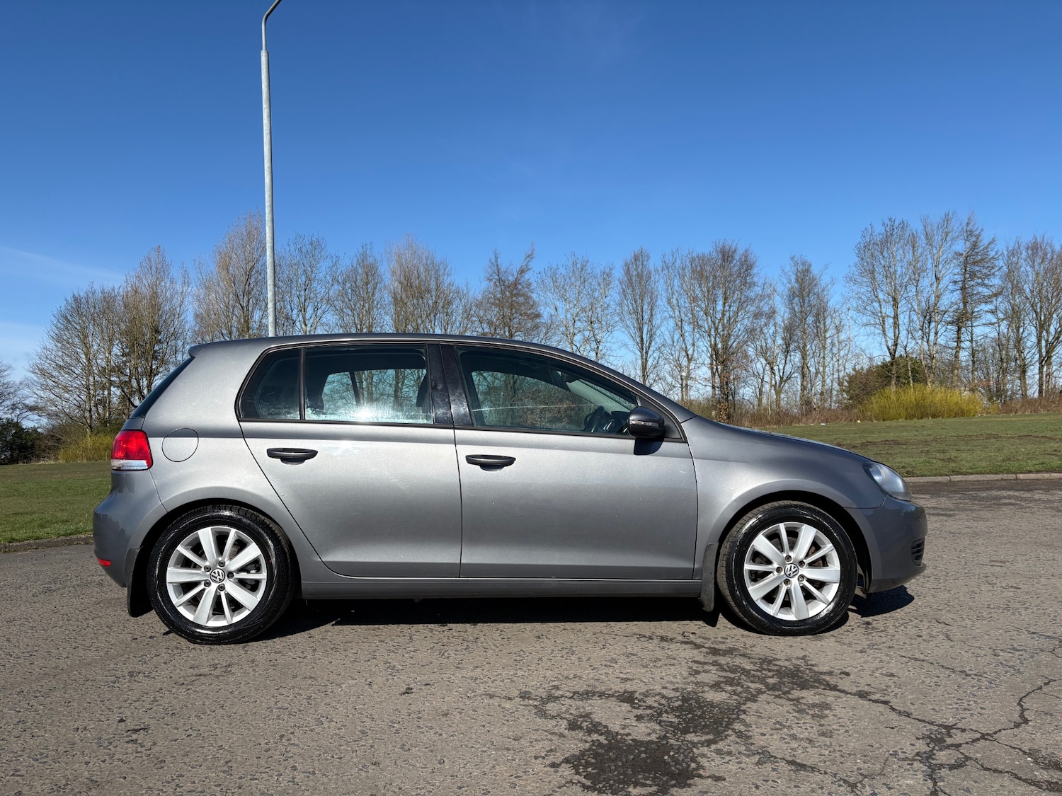 Used Volkswagen Golf 2011 for sale - 78106425: Photo 2