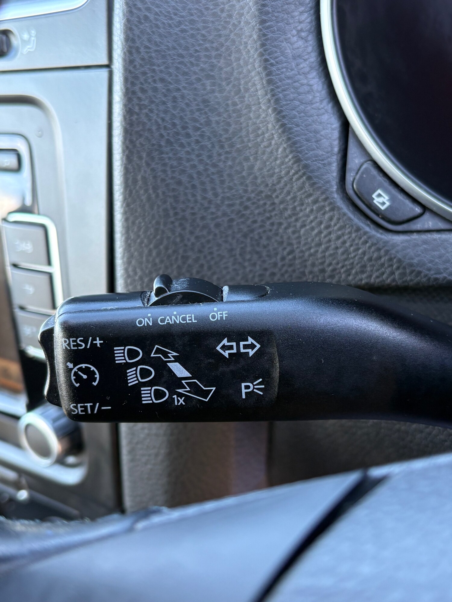 Used Volkswagen Golf 2011 for sale - 78106425: Photo 24